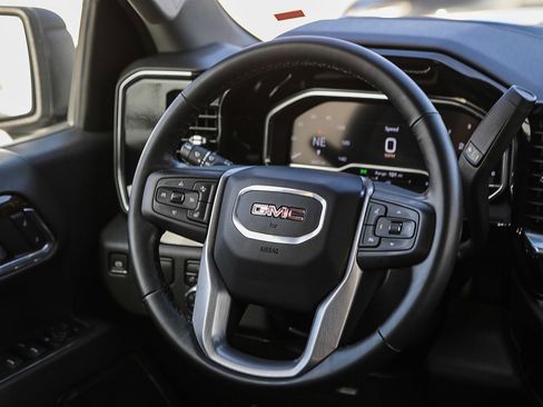 Used 2024 GMC Sierra 1500 Elevation image 15