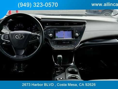 Used 2016 Toyota Avalon Touring image 11