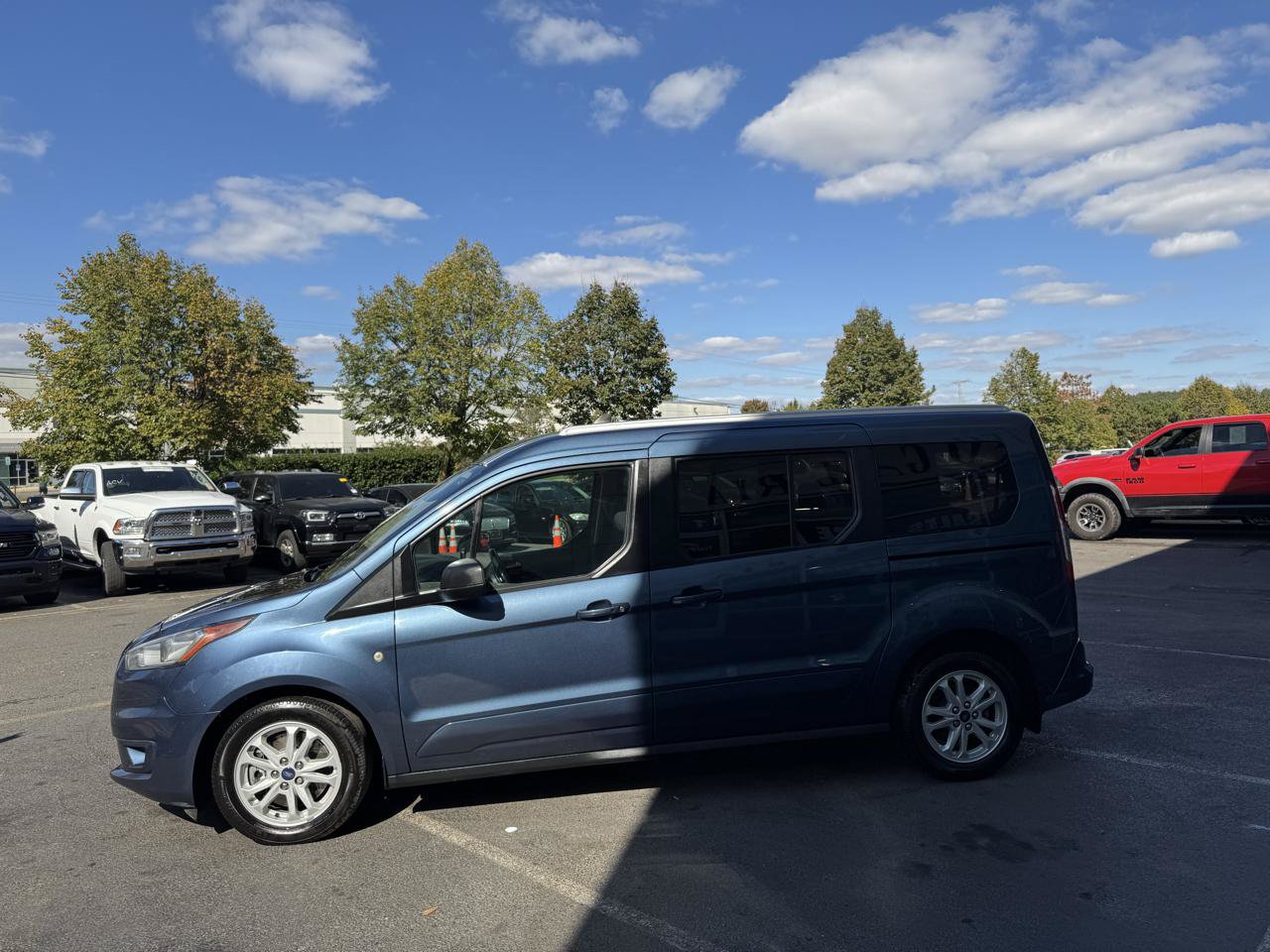 Used 2020 Ford Transit Connect XLT w/ Trailer Tow Package FWD image 8