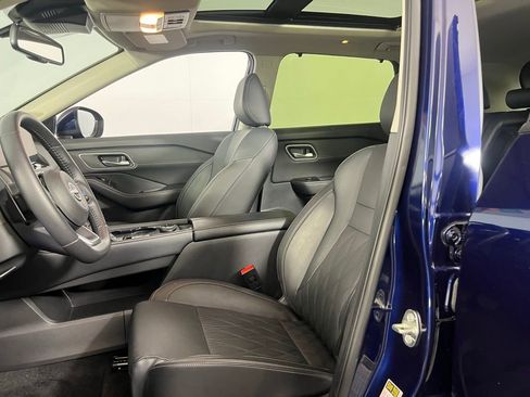 Used 2024 Nissan Rogue Platinum w/ Platinum Premium Package image 20