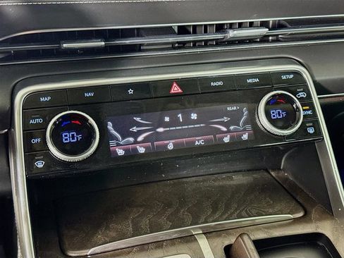 Used 2022 Genesis GV80 3.5T w/ Prestige Package 07 image 18