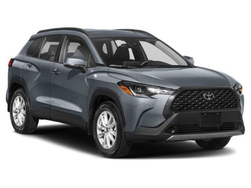 Used 2022 Toyota Corolla Cross LE w/ Moonroof Package FWD image 6