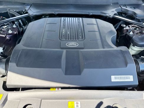 Used 2020 Land Rover Range Rover HSE image 33
