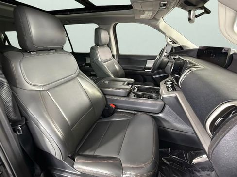 Used 2025 Ford Expedition Max Active image 22