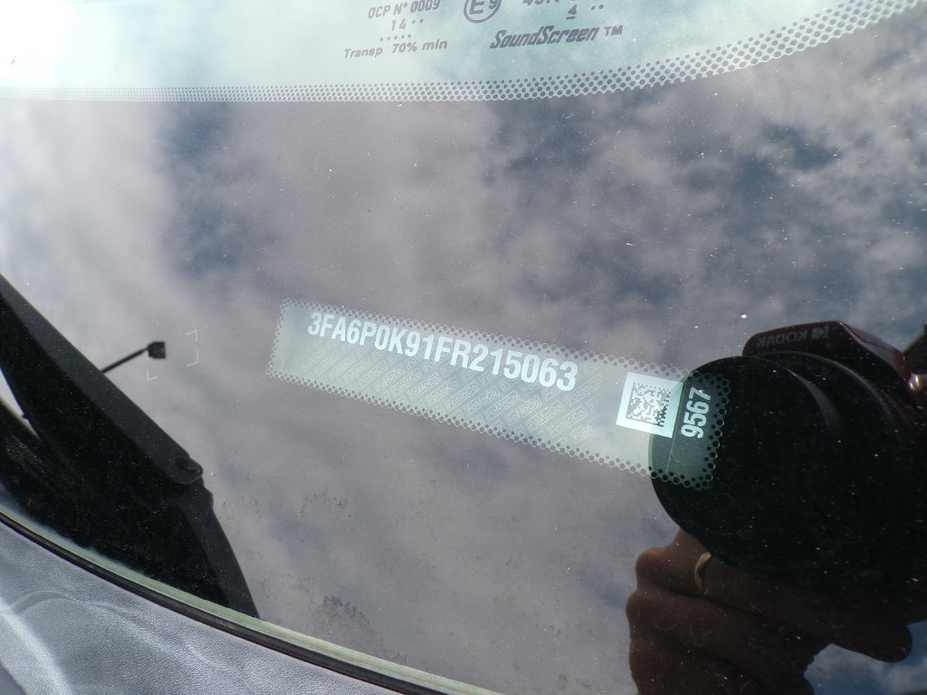 Used 2015 Ford Fusion Titanium FWD image 32