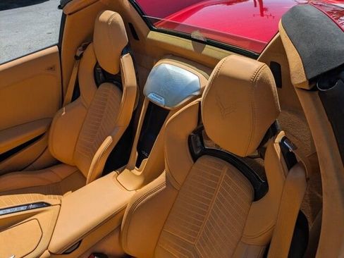 Used 2021 Chevrolet Corvette Stingray Premium Conv w/ Z51 Performance Package image 15