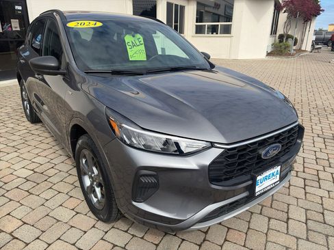 Used 2024 Ford Escape ST-Line image 31