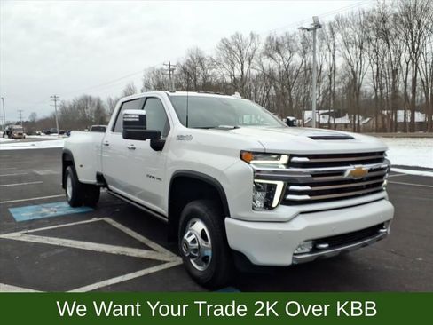 Used 2022 Chevrolet Silverado 3500 High Country image 4