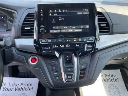 Used 2023 Honda Odyssey Sport image 17