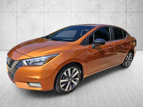 Used 2021 Nissan Versa SR FWD image 6