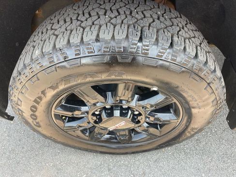 Used 2022 GMC Sierra 2500 AT4 w/ AT4 Premium Plus Package image 35