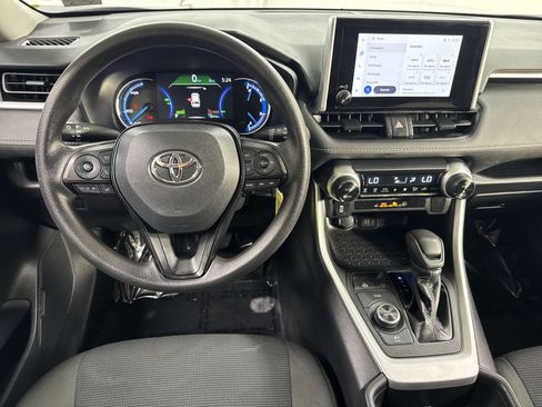 Used 2024 Toyota RAV4 LE AWD/4WD image 35