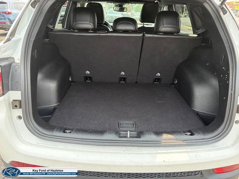 Used 2024 Jeep Compass Latitude AWD/4WD image 15
