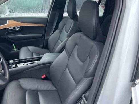 Used 2024 Volvo XC90 B6 Plus w/ Protection Package Premier image 4