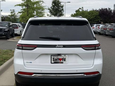 Used 2024 Jeep Grand Cherokee Limited 4xe AWD/4WD image 11