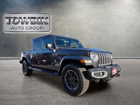 Used 2022 Jeep Gladiator Overland w/ Popular Equipment Package AWD/4WD image 3