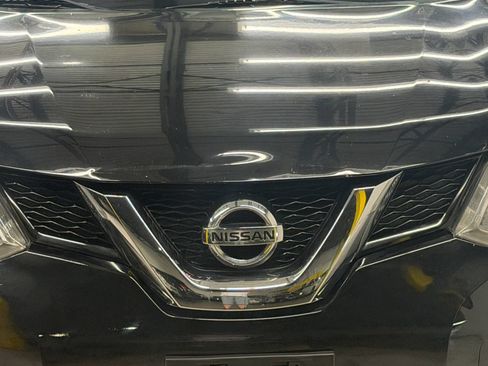 Used 2016 Nissan Rogue SV AWD/4WD image 5