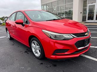 Used 2017 Chevrolet Cruze LT w/ Convenience Package FWD video 3