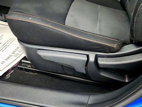 Used 2021 Nissan Sentra SR FWD image 11