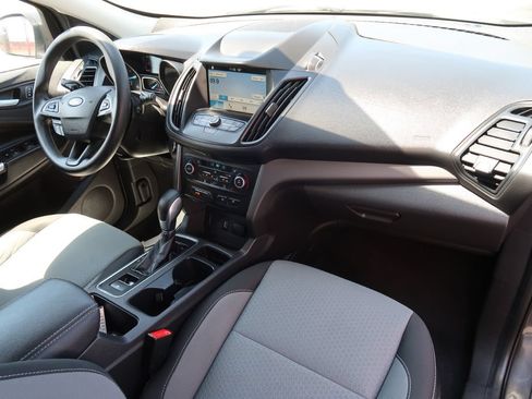 Used 2019 Ford Escape SE FWD image 10