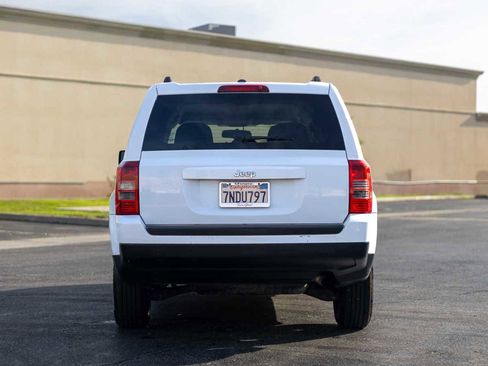 Used 2016 Jeep Patriot Sport w/ Power Value Group image 6