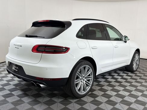 Used 2018 Porsche Macan AWD/4WD image 10