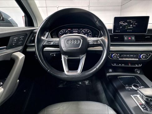 Used 2018 Audi Q5 2.0T Premium Plus w/ Premium Plus Package AWD/4WD image 8