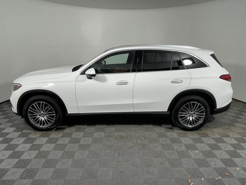 New 2026 Mercedes-Benz GLC 300 image 2