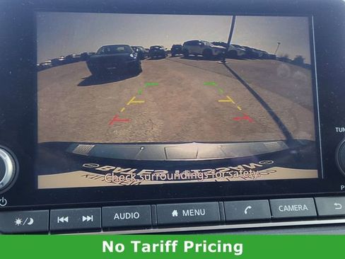 Certified 2025 Nissan Rogue SV image 17