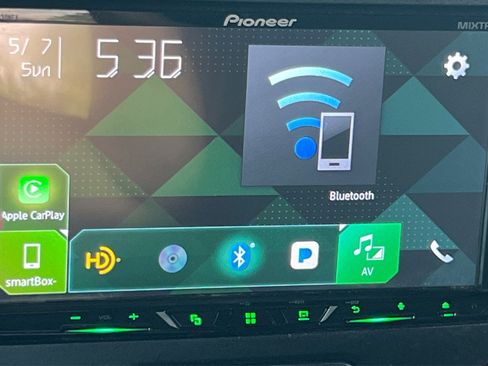 Used 2015 Jeep Wrangler Unlimited Sport w/ Quick Order Package 24S AWD/4WD image 16