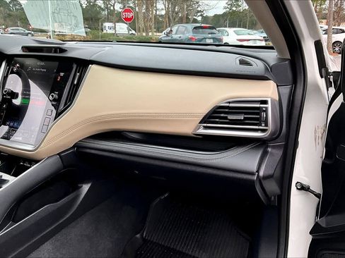 Used 2024 Subaru Outback Limited XT image 18