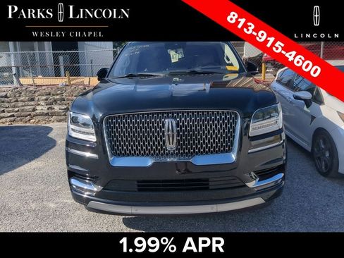 Used 2020 Lincoln Navigator Reserve w/ Luxury Package RWD image 3