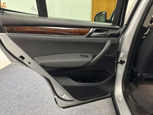 Used 2017 BMW X3 xDrive28i image 8