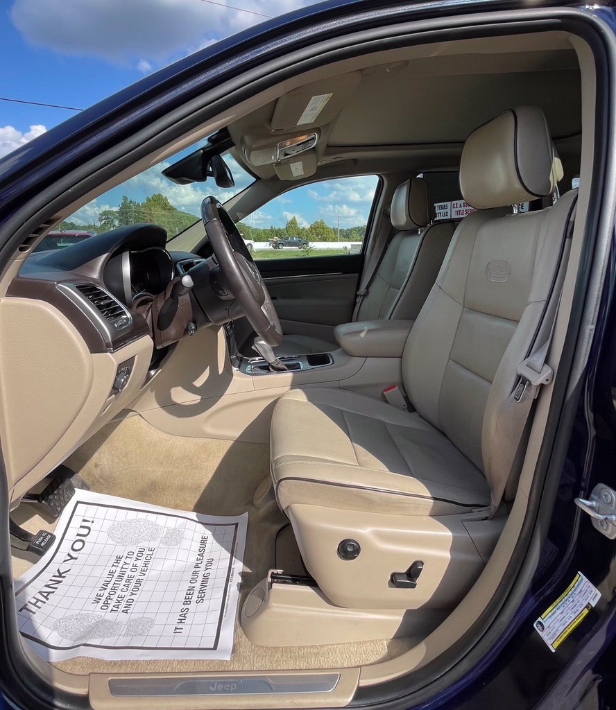 Used 2018 Jeep Grand Cherokee Overland RWD image 16