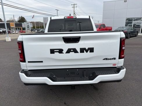 New 2026 RAM 1500 Big Horn w/ Night Edition AWD/4WD image 5