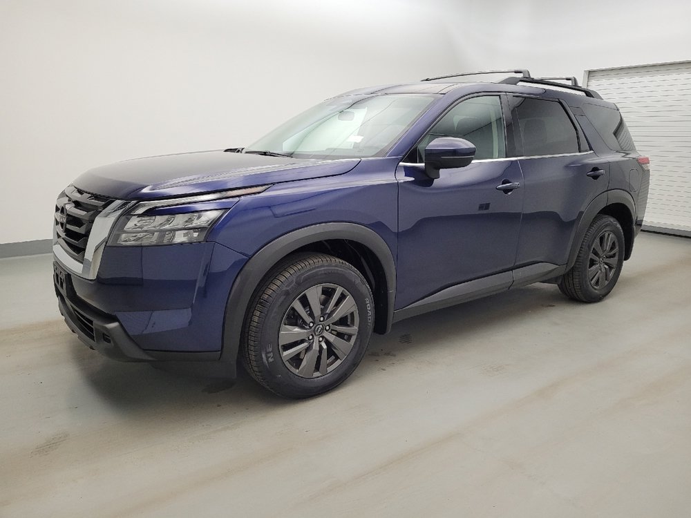 Used 2023 Nissan Pathfinder SV AWD/4WD image 2