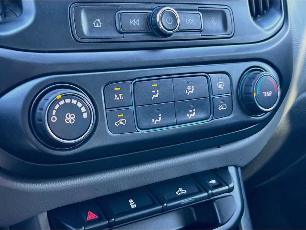 Used 2018 Chevrolet Colorado W/T w/ WT Convenience Package AWD/4WD image 15