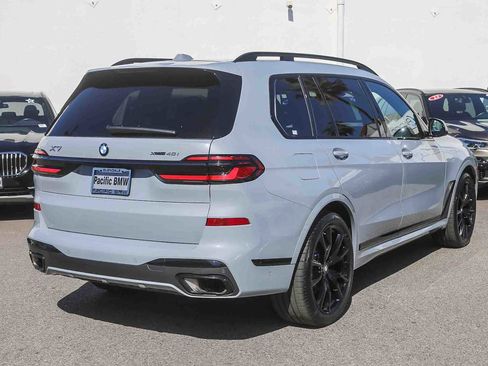Certified 2024 BMW X7 xDrive40i w/ M Sport Package image 6
