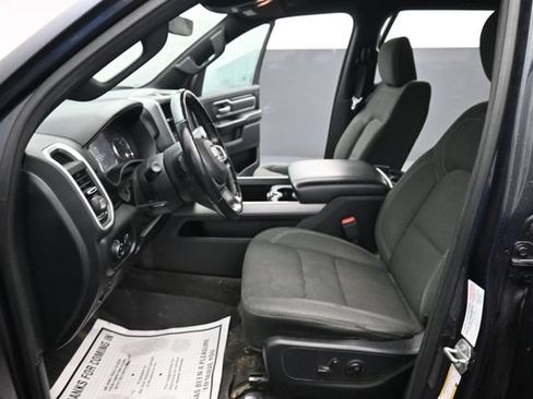 Used 2020 RAM 1500 Big Horn AWD/4WD image 11