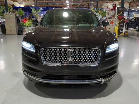 Used 2021 Lincoln Nautilus Reserve w/ Equipment Group 201A AWD/4WD image 3