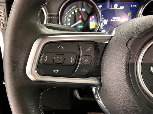 Used 2023 Jeep Wrangler Unlimited Sahara image 11