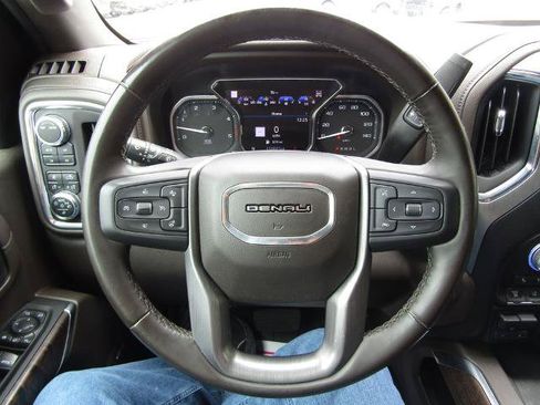 Used 2023 GMC Sierra 2500 Denali w/ Denali Ultimate Package AWD/4WD image 33
