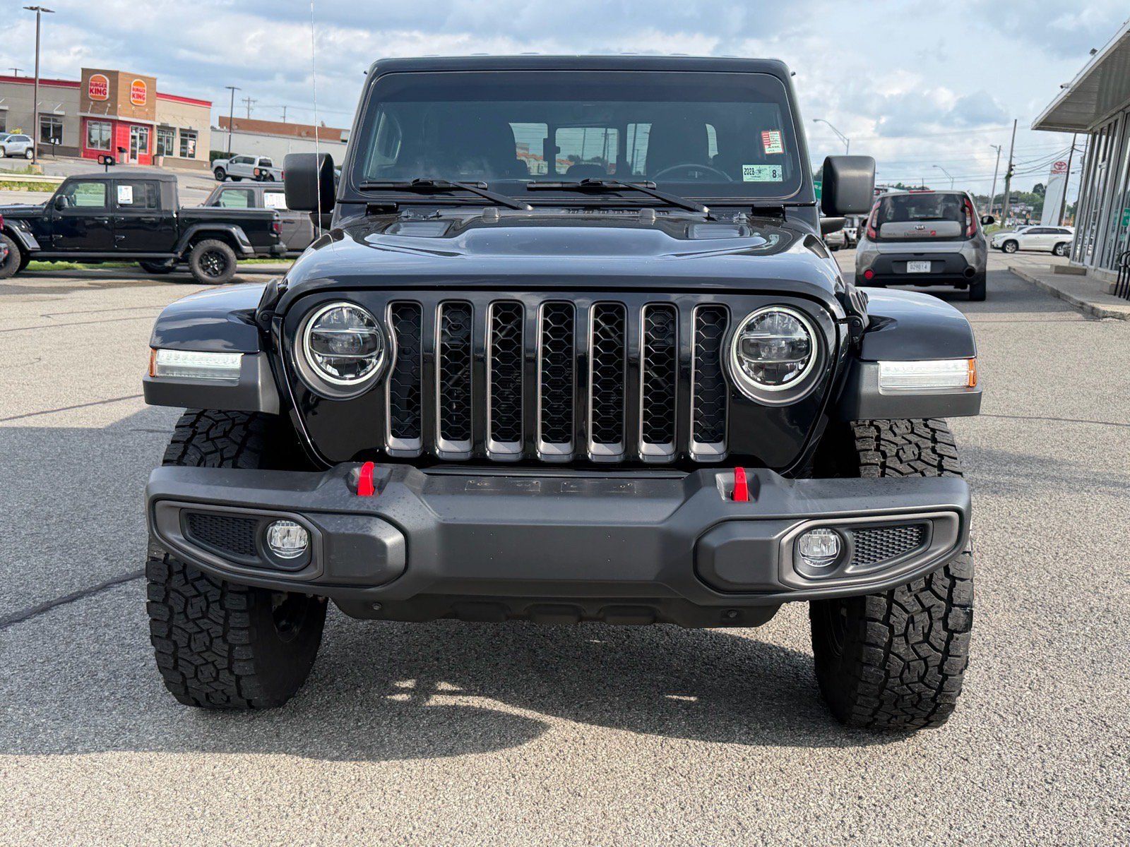 Used 2021 Jeep Gladiator Rubicon AWD/4WD image 9