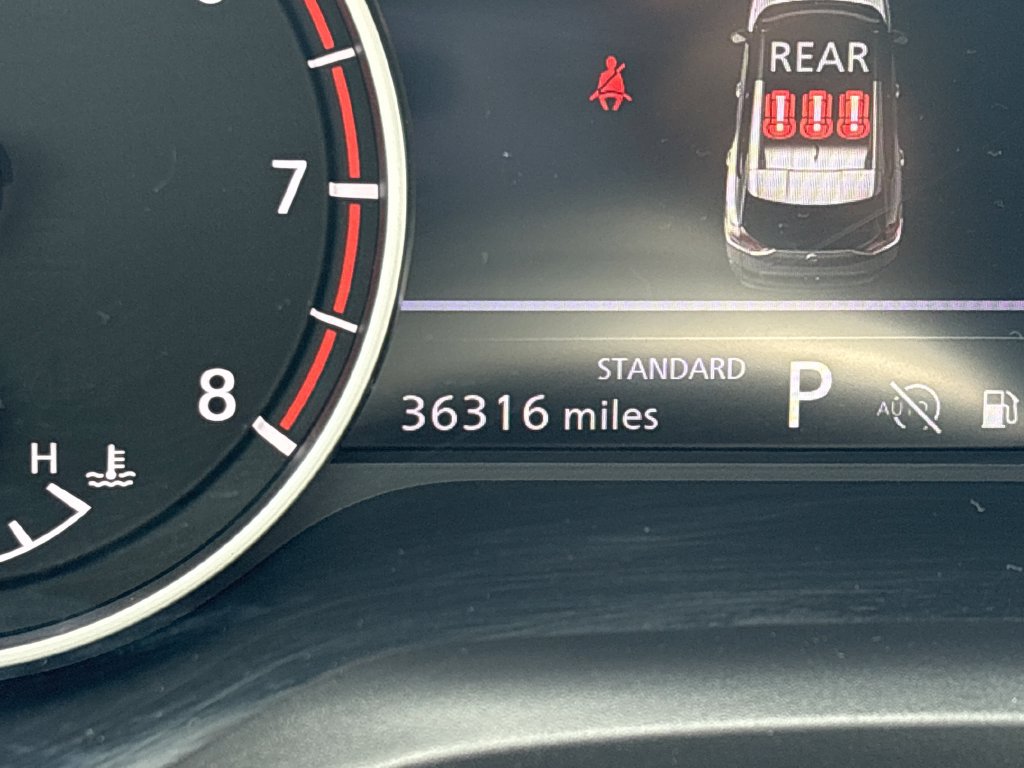 Used 2023 Nissan Rogue SV FWD image 10