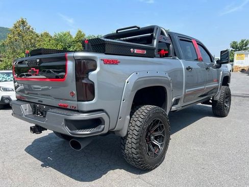 Used 2026 Chevrolet Silverado 2500 LTZ w/ LTZ Plus Package AWD/4WD image 4