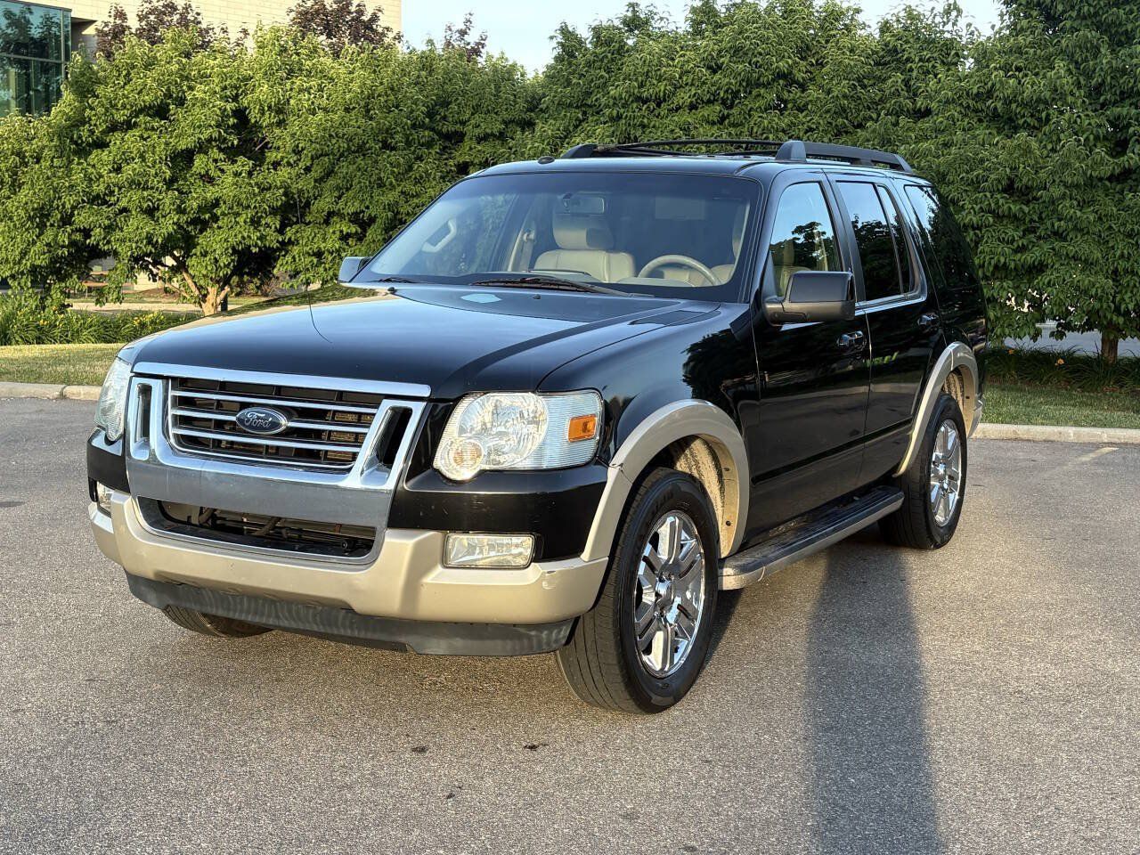 Used 2010 Ford Explorer Eddie Bauer AWD/4WD image 1