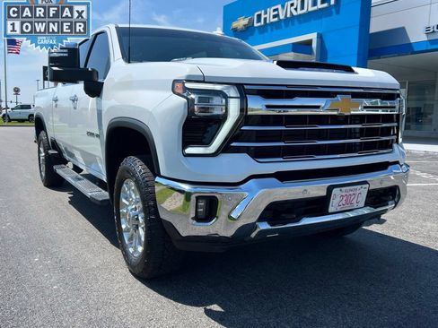 Used 2025 Chevrolet Silverado 2500 LTZ w/ LTZ Plus Package AWD/4WD image 1