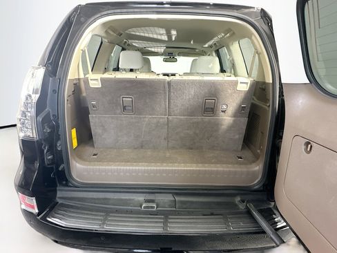 Used 2017 Lexus GX 460 Premium AWD/4WD image 32