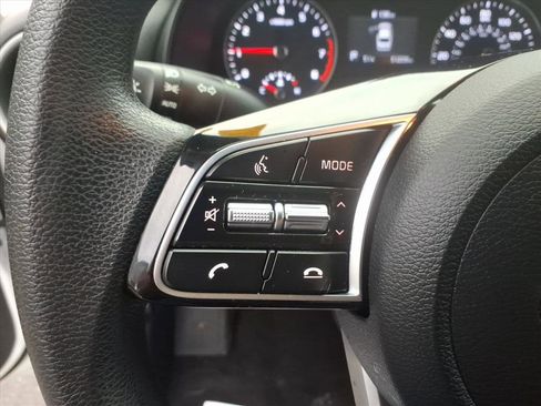 Used 2019 Kia Forte LXS image 16
