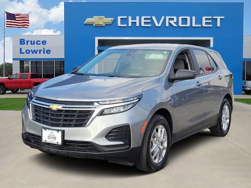 Used 2023 Chevrolet Equinox LS w/ Driver Confidence II Package FWD image 1